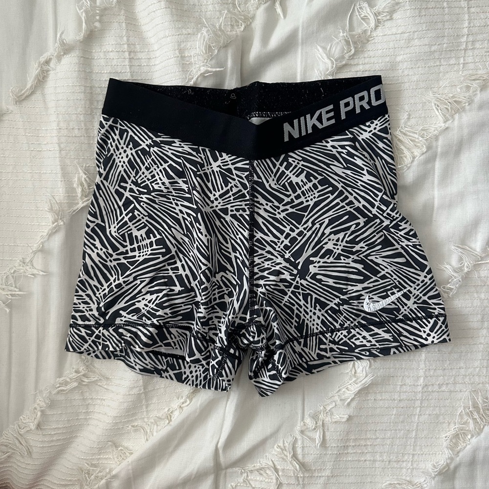 nike pro biker shorts
